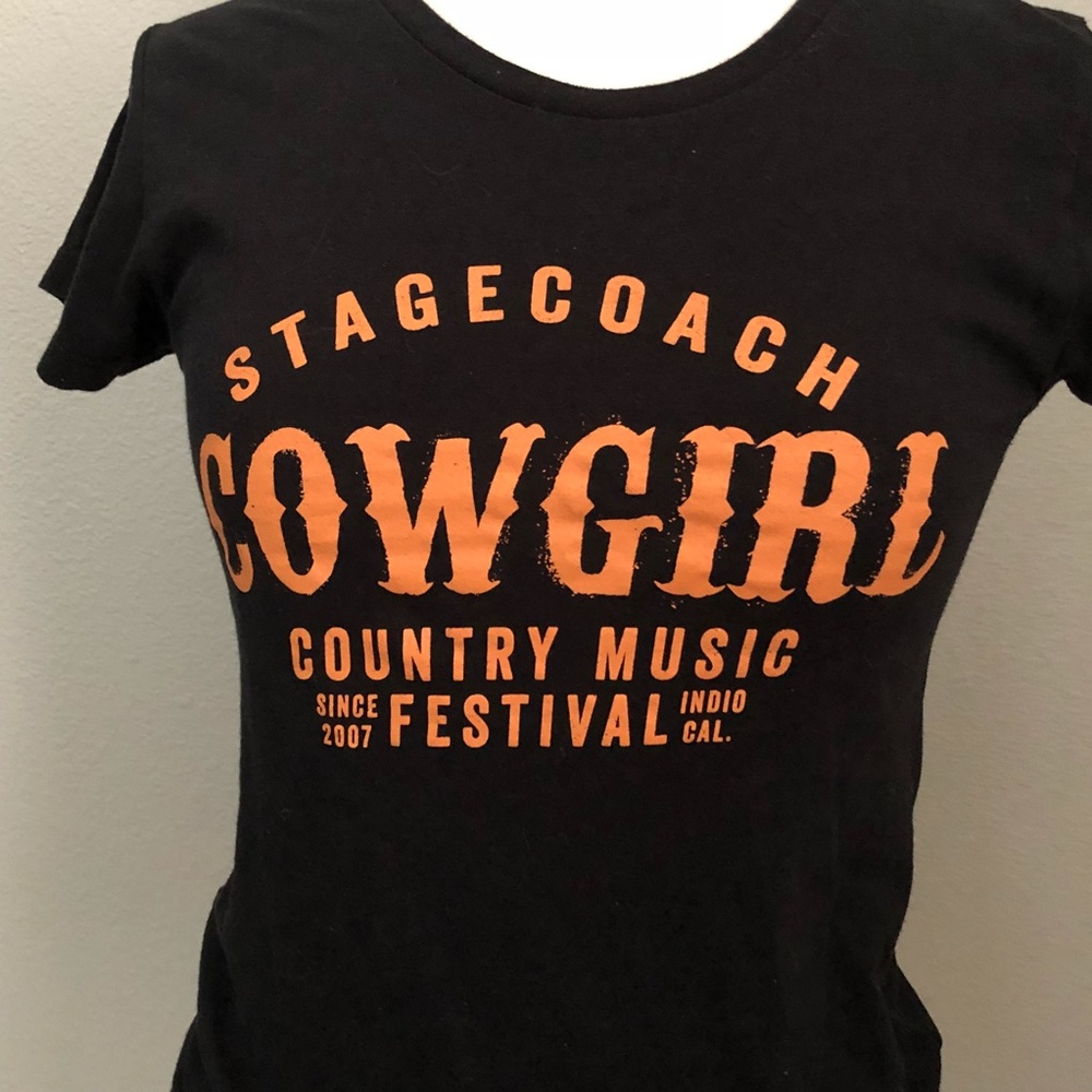 Ladies Stagecoach Concert tee   Size/ S